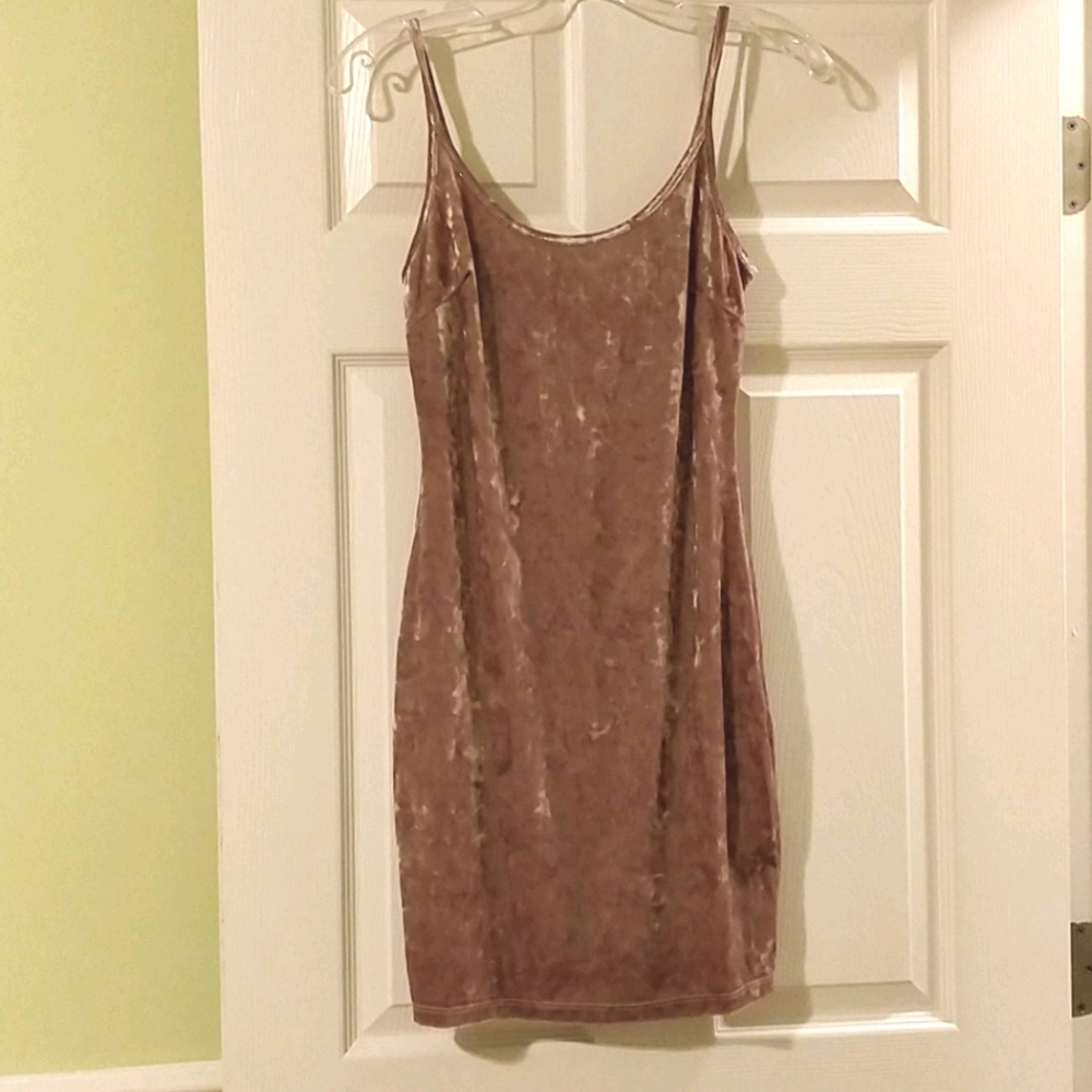 Dusty pink lavender velvet like bodycon dress